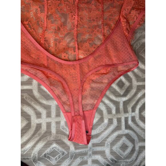 Aerie Show Off‎ Unlined Lace Bodysuit Size 32DD Pink Sexy Sheer Lingerie - Picture 8 of 8